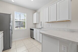 509 Big Tree Wy in Orange Park, FL - Building Photo