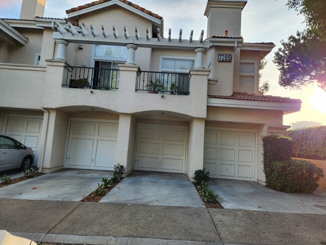 property at 7285 Calabria Ct