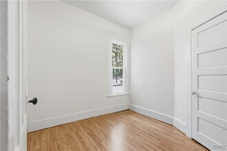 344 Bryant Ave in Syracuse, NY - Building Photo - Building Photo