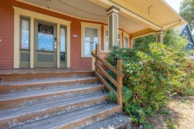 4128 NE 10th Ave in Portland, OR - Building Photo - Building Photo