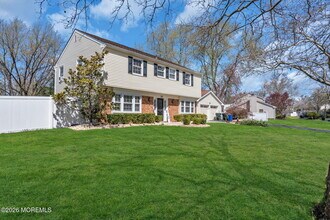 22 Collingwood Rd in Marlboro, NJ - Building Photo - Building Photo