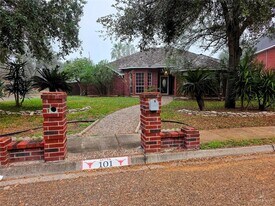 28 Warbler Ave in McAllen, TX - Building Photo