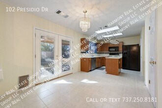 102 Presidio Dr in Leander, TX - Building Photo - Building Photo