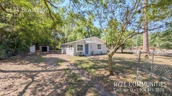 4634 Blaine St in Jacksonville, FL - Building Photo