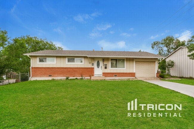 property at 1548 Glacier Dr