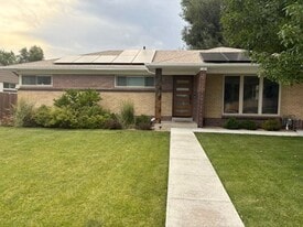 550 Dudley St in Lakewood, CO - Building Photo