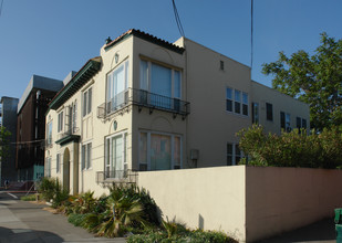 25 S 10th St in San Jose, CA - Building Photo - Building Photo