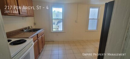 217 Pen Argyl St in Pen Argyl, PA - Building Photo - Building Photo