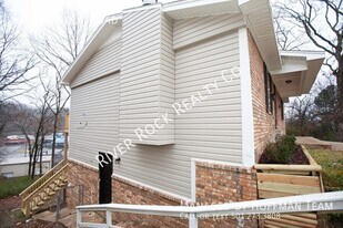 5202 N Walnut Rd in North Little Rock, AR - Building Photo