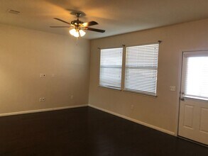 519 Twisted Oaks Ln in Buda, TX - Building Photo - Building Photo