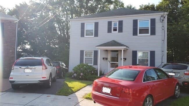 property at 40 Hillcrest Cir