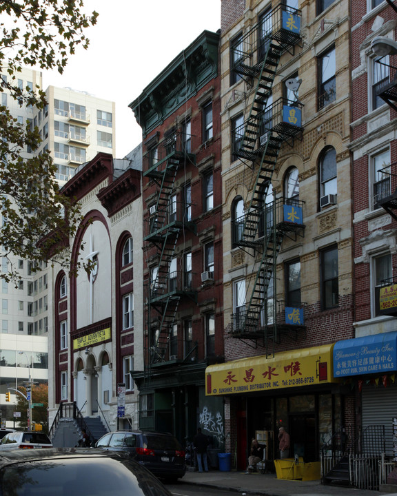 124 Forsyth St in New York, NY - Building Photo