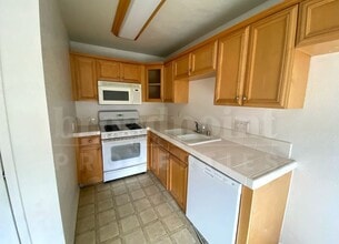1124 N Broadway in Escondido, CA - Building Photo - Building Photo