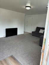 202 W Lorene Ln in Rupert, ID - Building Photo - Building Photo