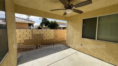 28175 Avenida La Paz in Cathedral City, CA - Foto de edificio - Building Photo