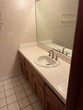 17200 Newhope St, Unit Los Cab Studio in Fountain Valley, CA - Building Photo - Building Photo