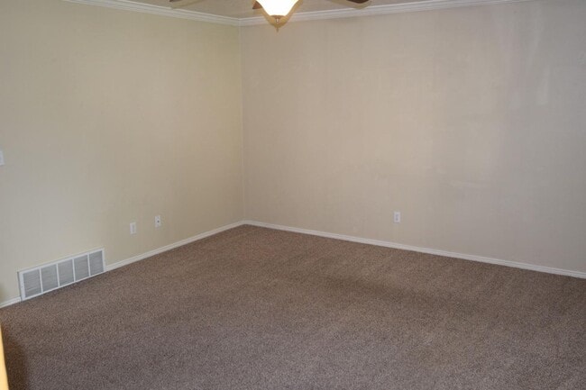 119 Penhurst Pl in Logan, UT - Building Photo - Building Photo