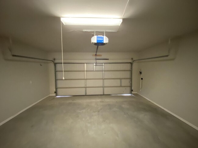 property at 806 Dunford Dr