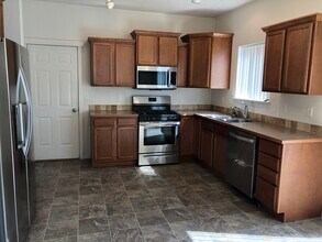 1437 SW Junegrass Ln in Pullman, WA - Building Photo - Building Photo