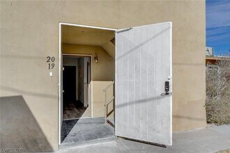 3841 Daisy St in Las Vegas, NV - Building Photo - Building Photo