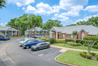 Manors Of Bryn Mawr in Orlando, FL - Building Photo - Building Photo