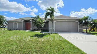 342 NE 17th St in Cape Coral, FL - Building Photo