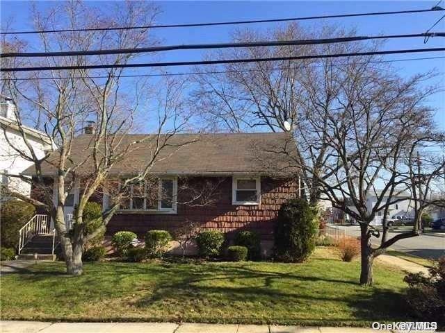 property at 30 Kuhl Ave