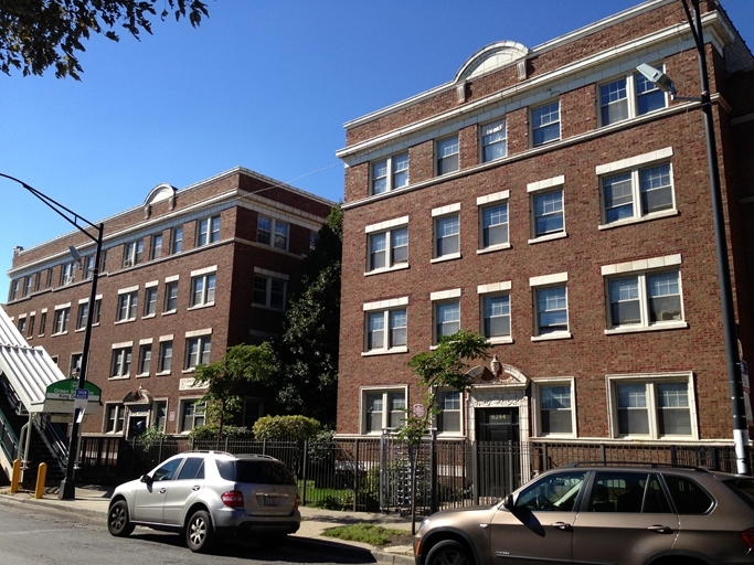 6246 S. King Dr. in Chicago, IL - Building Photo