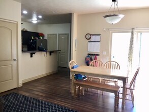 5066 Valmont Way in Herriman, UT - Building Photo - Building Photo