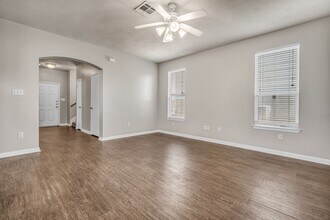 AUGUST 2026 MOVE IN! Great 4 Bedroom 4 Bathroom Home in College Station, TX - Building Photo - Building Photo