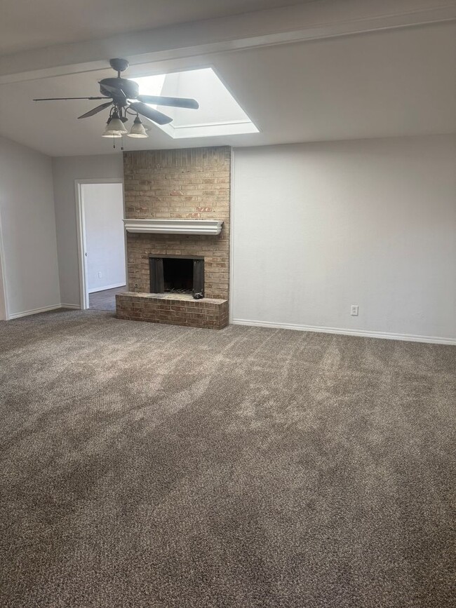 3303 Ault Dr in Amarillo, TX - Foto de edificio - Building Photo
