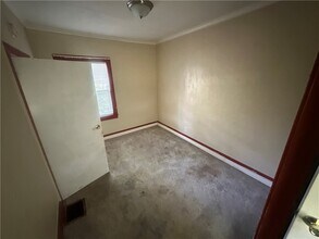 25 Lewis St in Rochester, NY - Building Photo - Building Photo