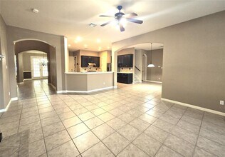 2602 Mexican Hat Dr in Cedar Park, TX - Foto de edificio - Building Photo