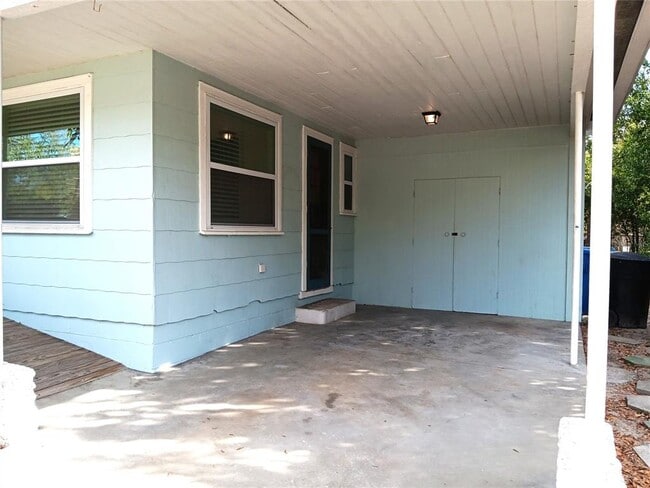 4942 Oxford Ave N in St. Petersburg, FL - Building Photo - Building Photo