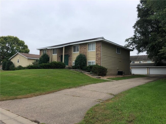 property at 1220 3rd Ave W