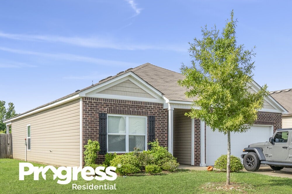 7063 Glenwood Ln in Moody, AL - Building Photo