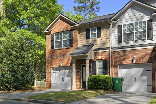 3040 Bernauer Trce in Dunwoody, GA - Building Photo - Building Photo