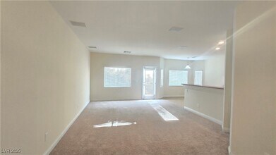 9351 Pinewood Ridge St in Las Vegas, NV - Building Photo - Building Photo