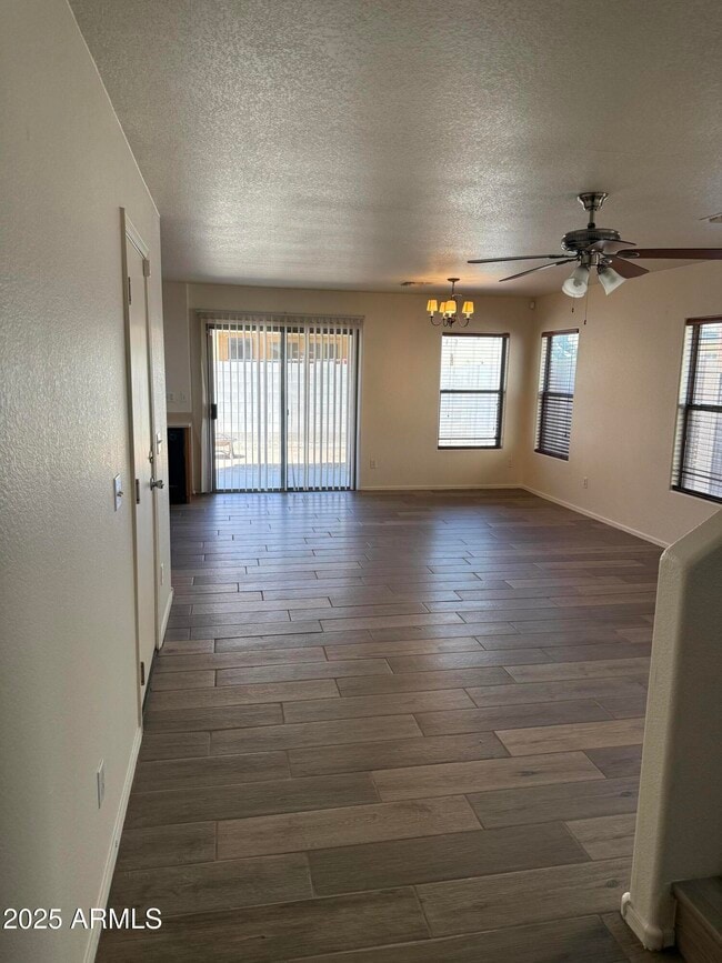 7806 S 64th Ln in Phoenix, AZ - Building Photo - Building Photo