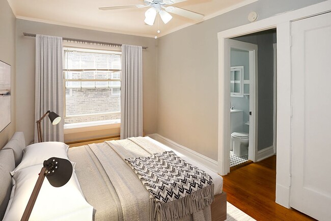 3271 W Wrightwood Ave, Unit 3263-1O in Chicago, IL - Foto de edificio - Building Photo