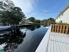 1816 E Oakland Park Blvd in Fort Lauderdale, FL - Building Photo - Building Photo