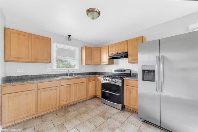 17861 Princeton Ln in Country Club Hills, IL - Building Photo - Building Photo