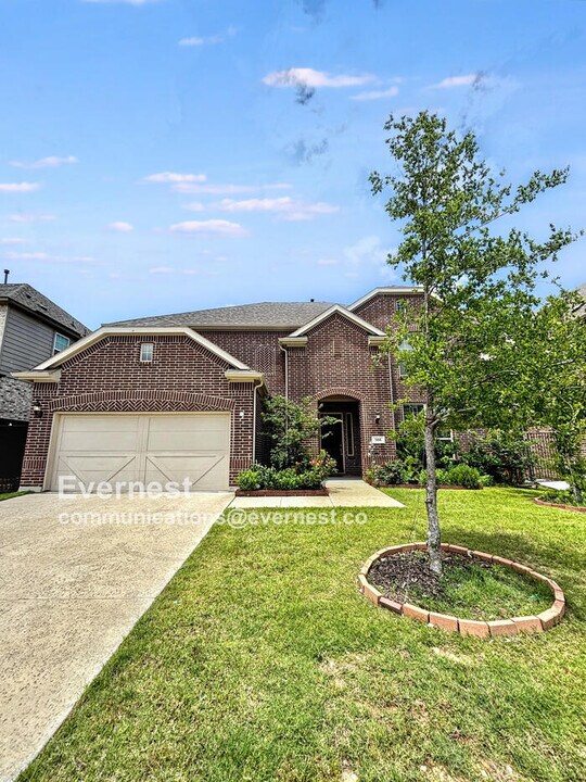566 Westwood Way Dr in Haslet, TX - Building Photo