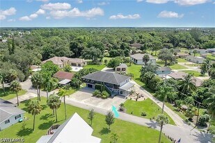 27599 Lime St in Bonita Springs, FL - Building Photo