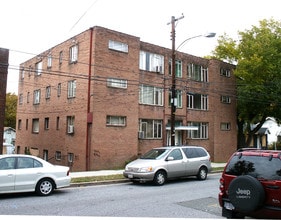 4209 Dix St NE in Washington, DC - Building Photo - Building Photo