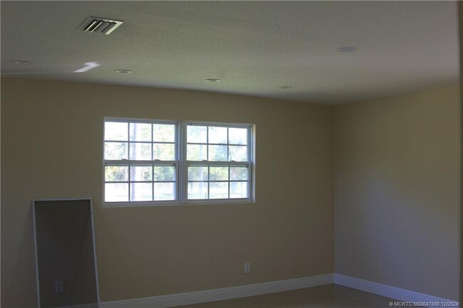 property at 6105 SW Gator Trail