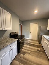 547 Lindell St in Akron, OH - Building Photo - Building Photo