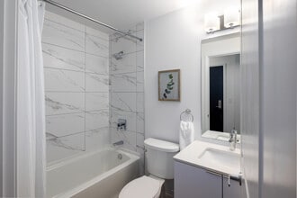 22 Hughson Street North in Hamilton, ON - Building Photo - Interior Photo