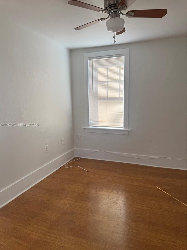 2811 SW 4th St in Miami, FL - Building Photo - Building Photo