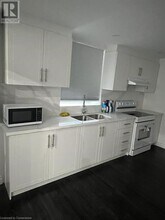 1334 Apollo St in Oshawa, ON - Building Photo - Building Photo